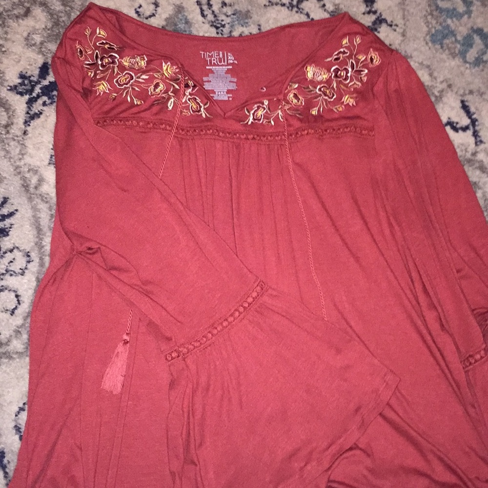 Cute long sleeve top